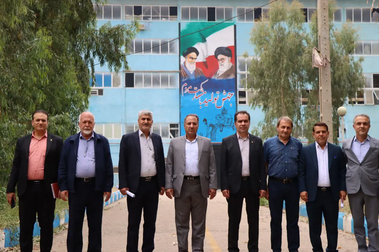 بازدید جناب آقای دکتر یوسفی، سرپرست بانک ملی استان خوزستان و جناب آقای دکتر شاکری، معاونت مالی و اقتصادی هلدینگ سپهر آرمان از شرکت کشت و صنعت قند خاورمیانه