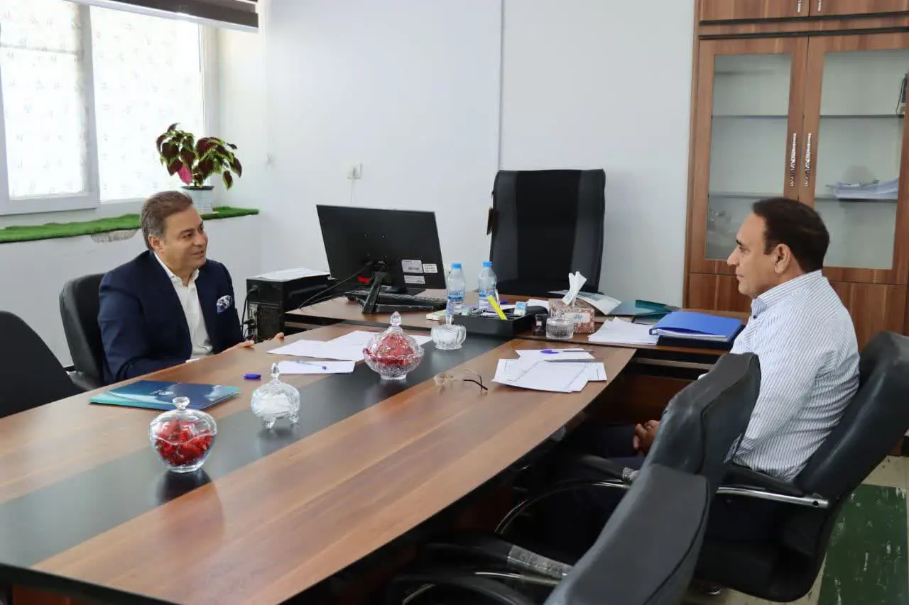 تأکید دکتر موسویان سهامدار شرکت کشت و صنعت قند خاورمیانه بر روی آموزش تخصصی ، توسعه فردی و فرهنگ سازمانی